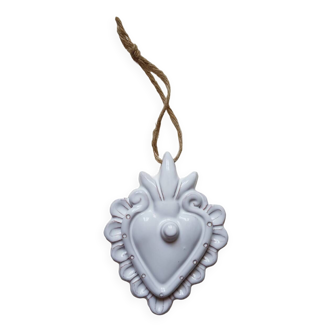Decorative white ceramic heart