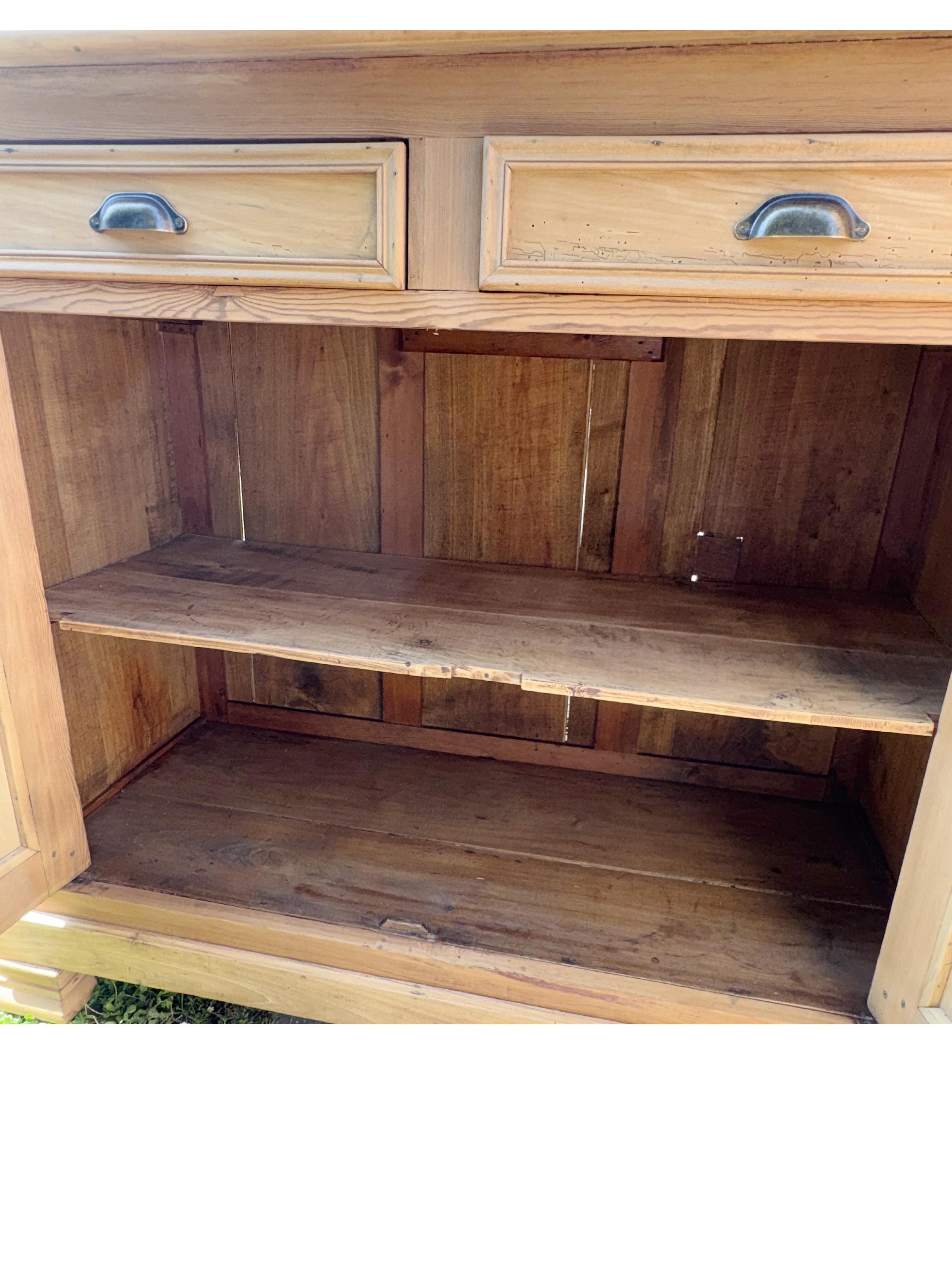 buffet parisien ancien en bois fruitier et pin