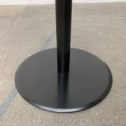 Table d'appoint postmoderne vintage d'Ikea