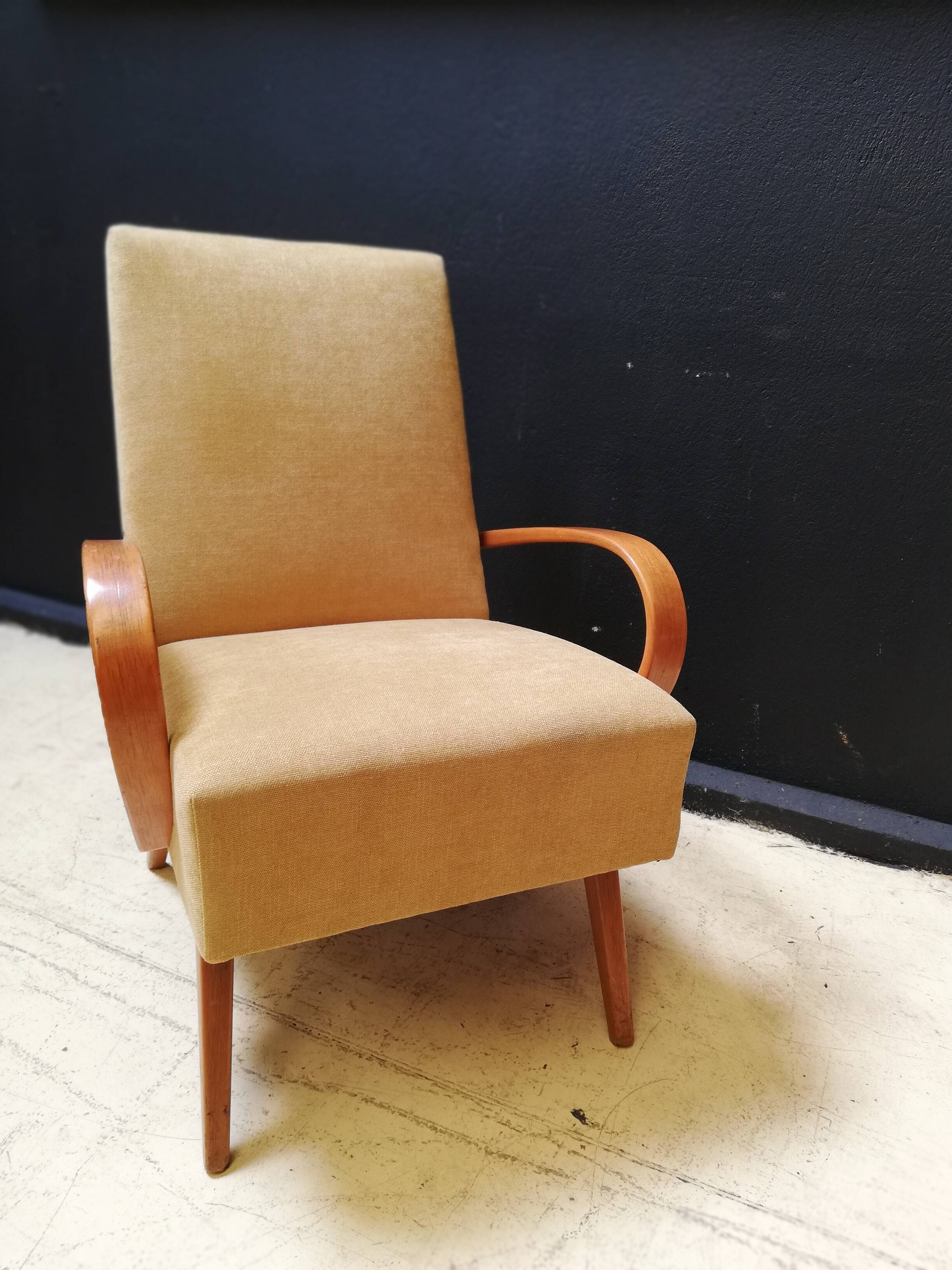 Paire de fauteuils vintage Halabala 1950