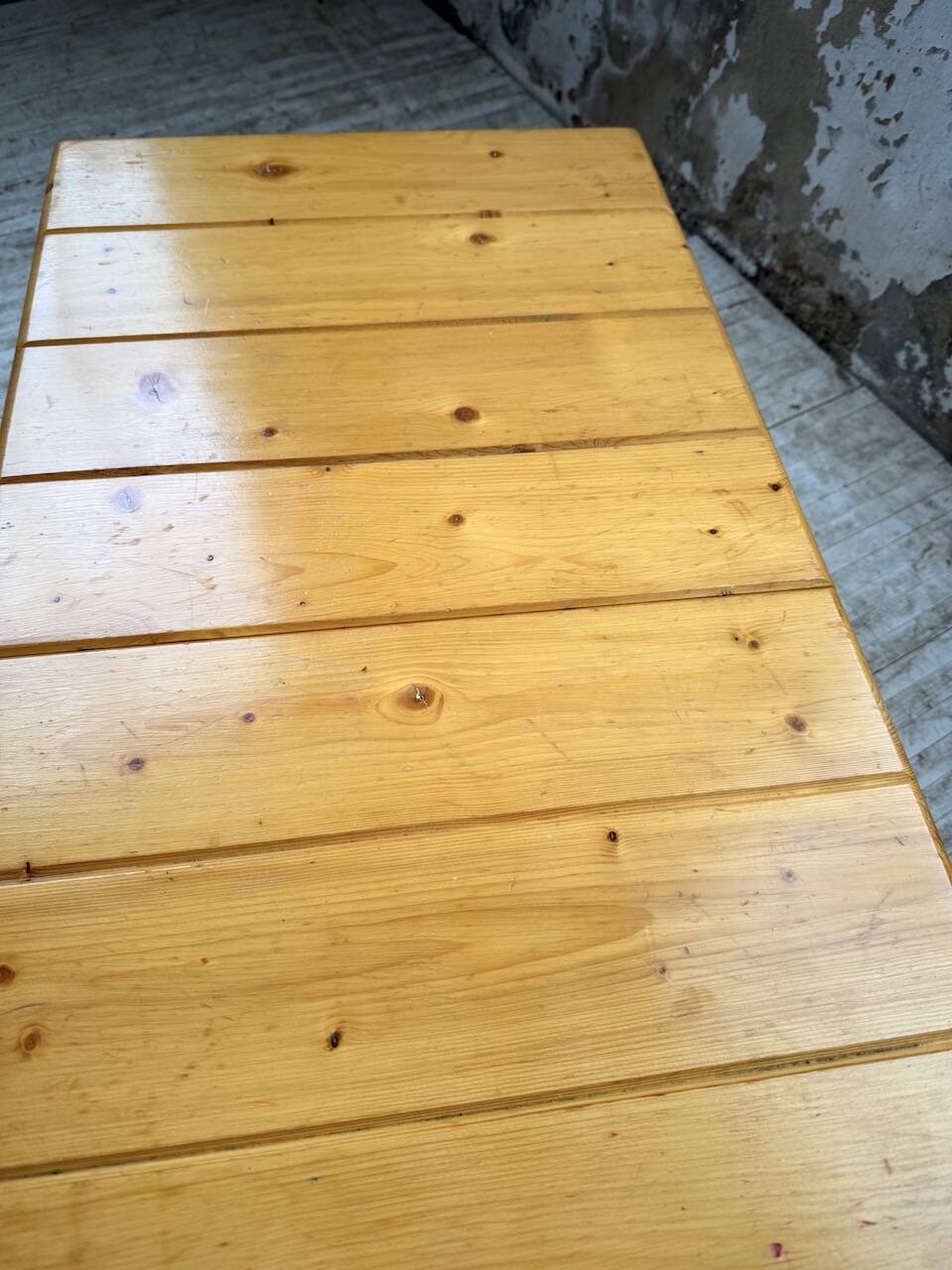 Chest or coffee table Perriand Les Arcs 1800