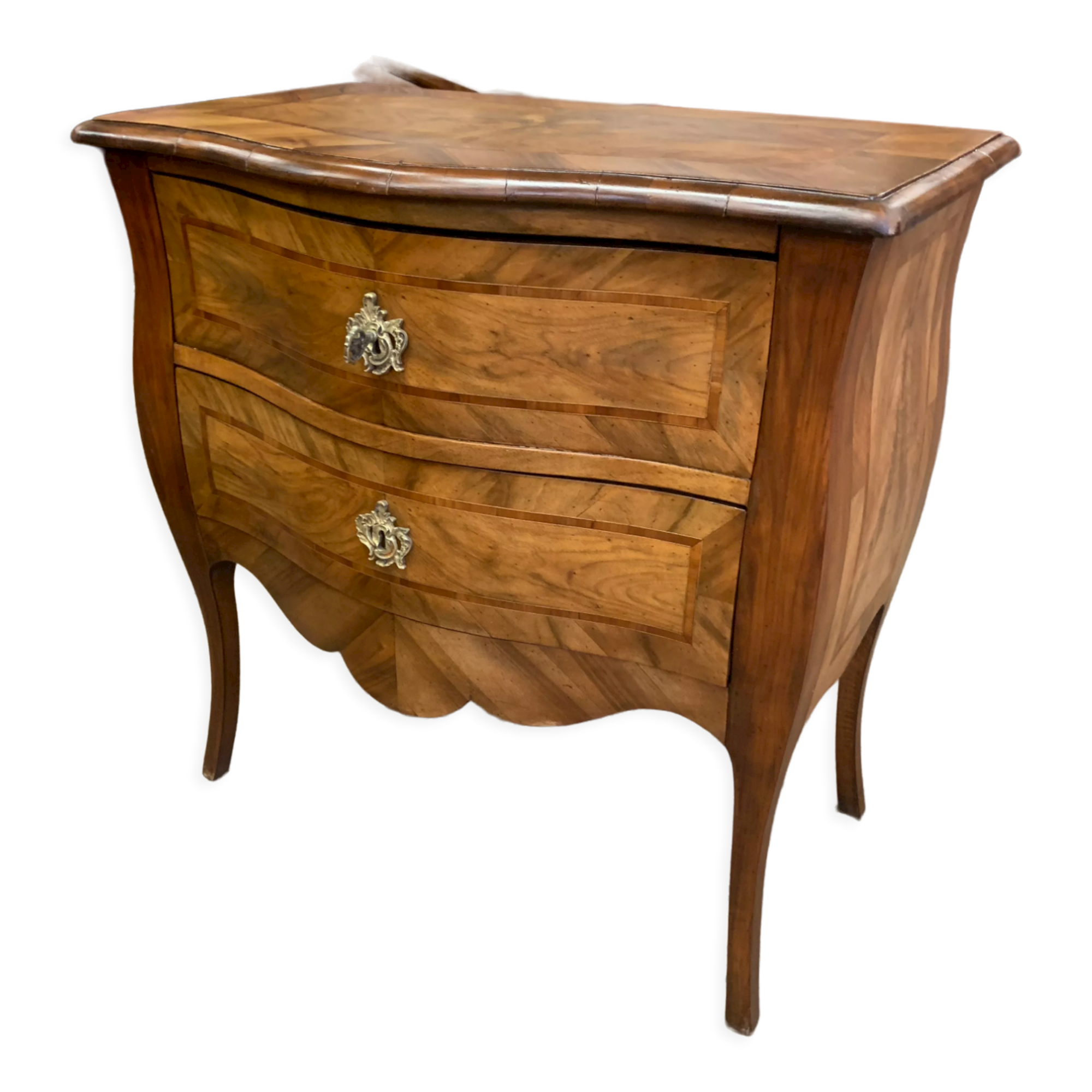 Louis XV chest of drawers