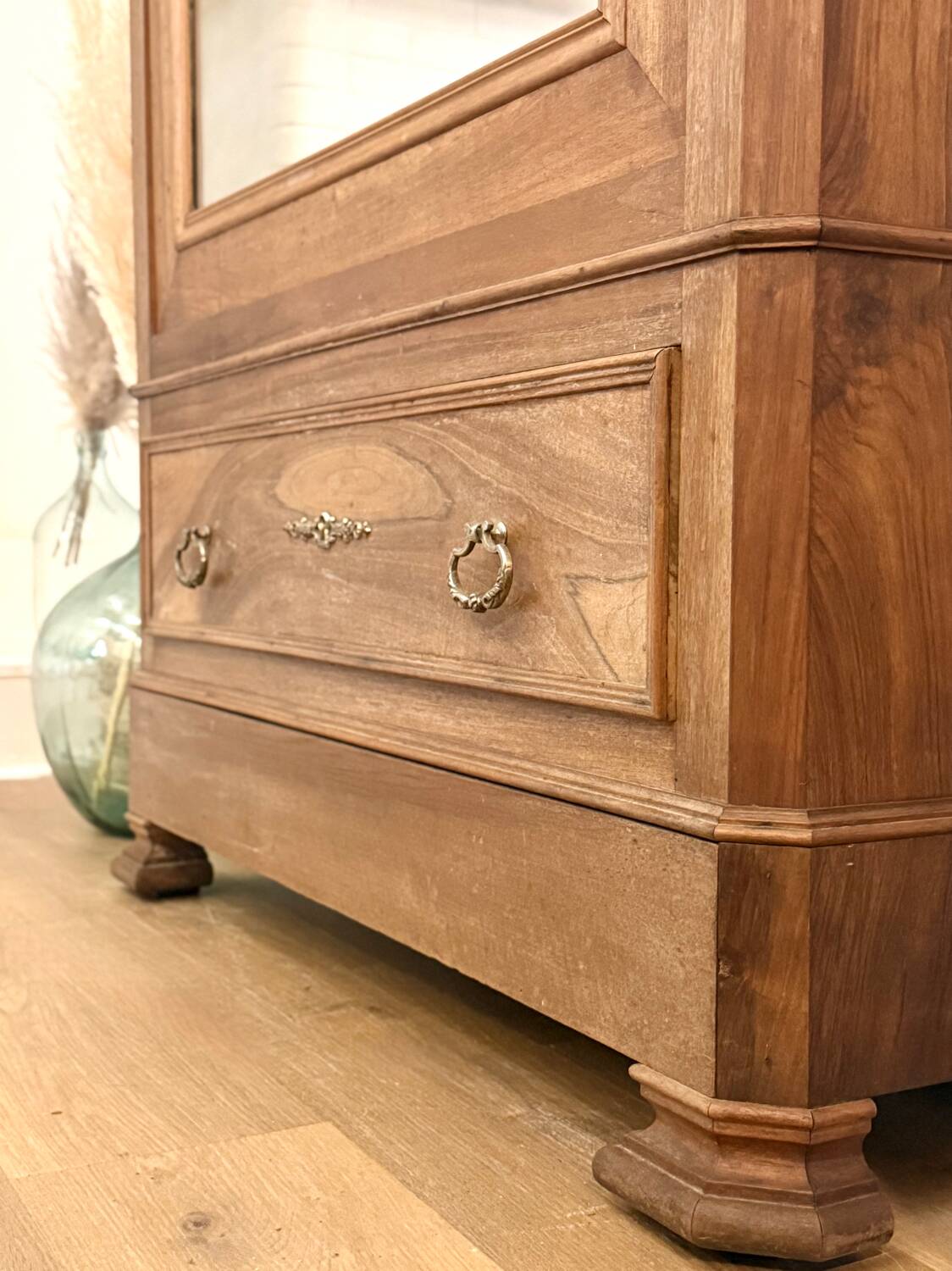 Walnut Bonnetière wardrobe