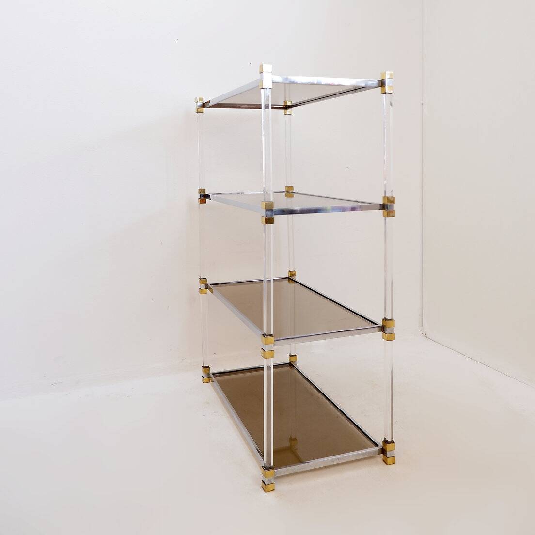 Claustra shelf in plexiglass, smoked glass and brass