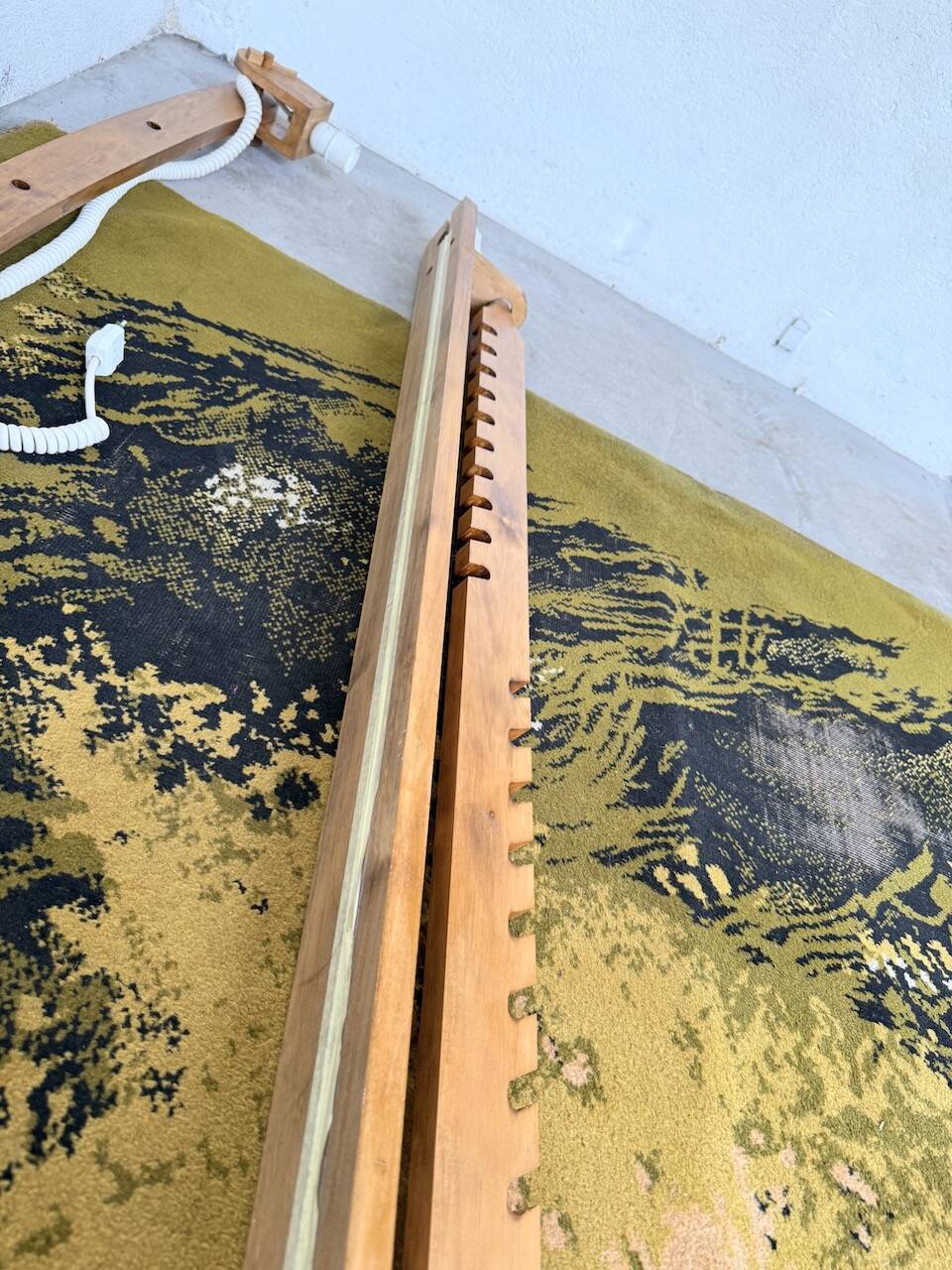 Mountain furniture gallows France pine