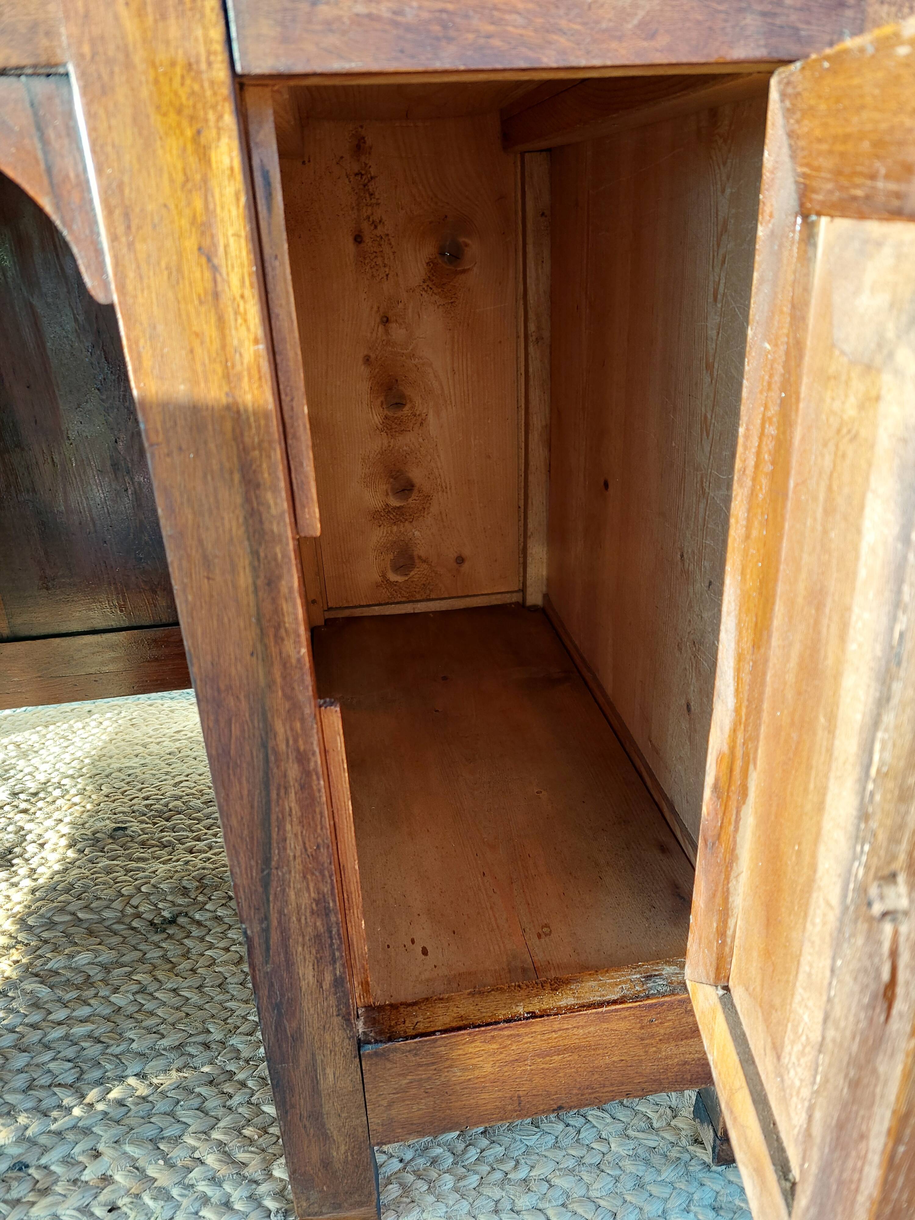 bureau enfant, ado, bois massif et cuir rouge