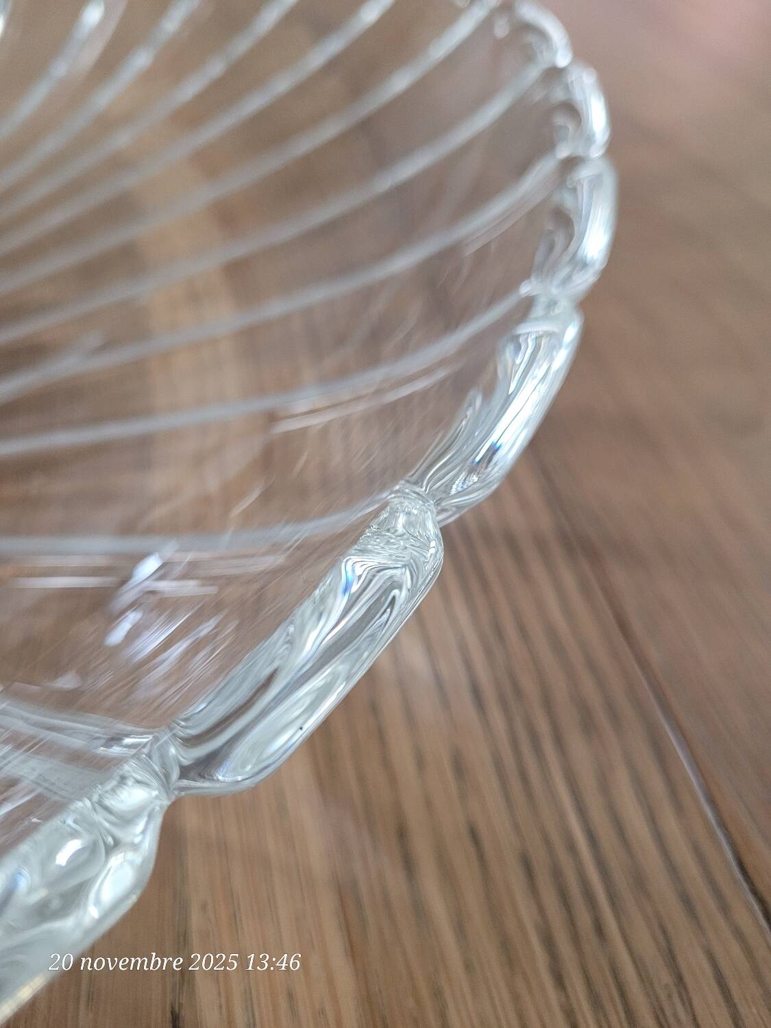 Glass serving dish