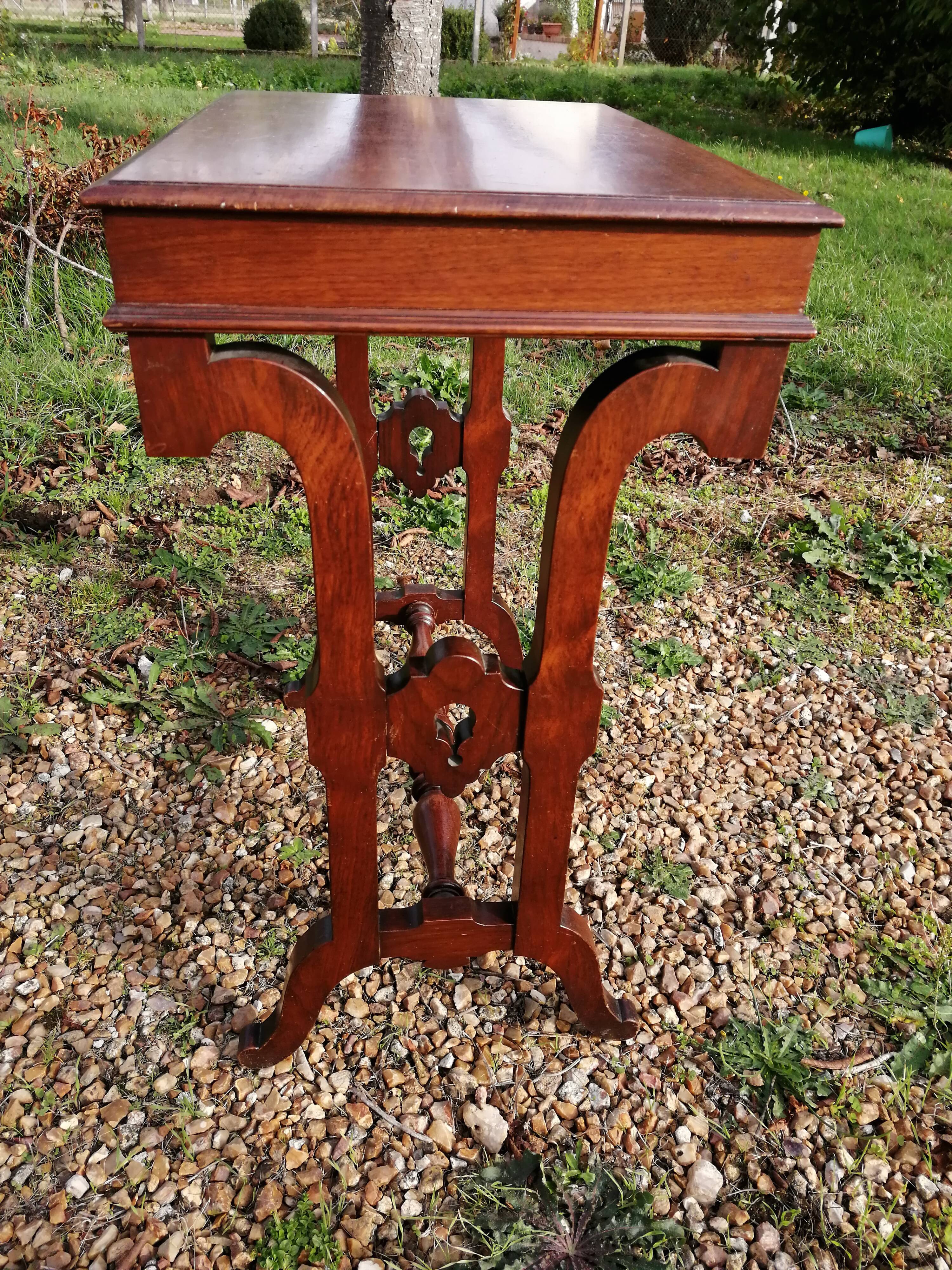 Console table