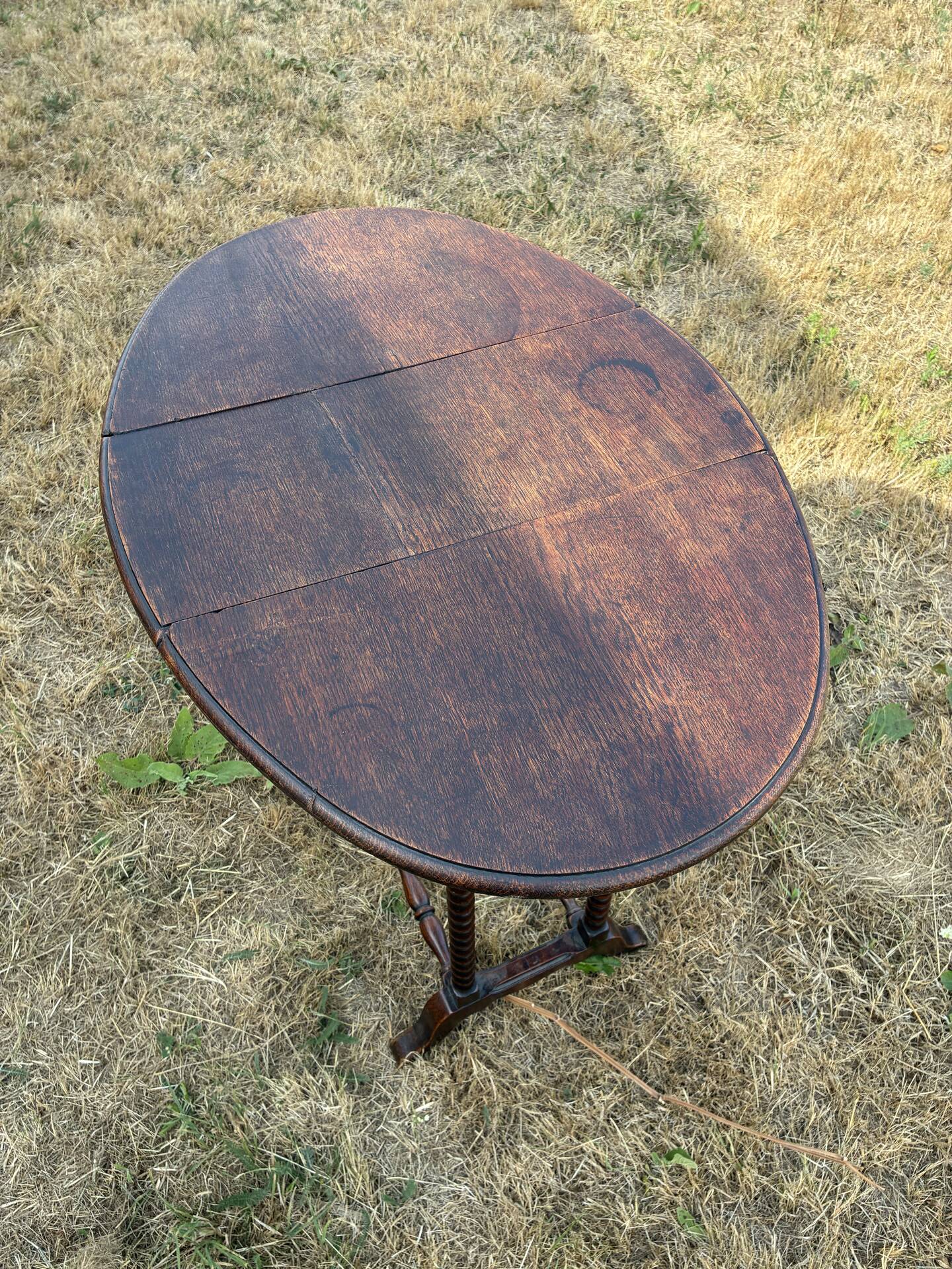 English gateleg folding table
