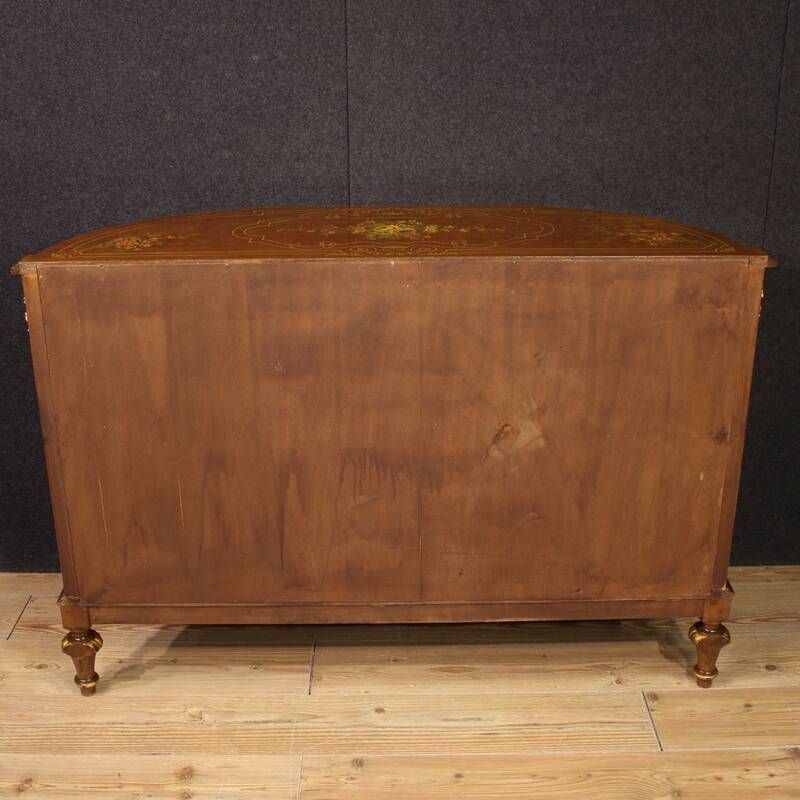 Buffet en bois peint et doré italien du 20e siècle