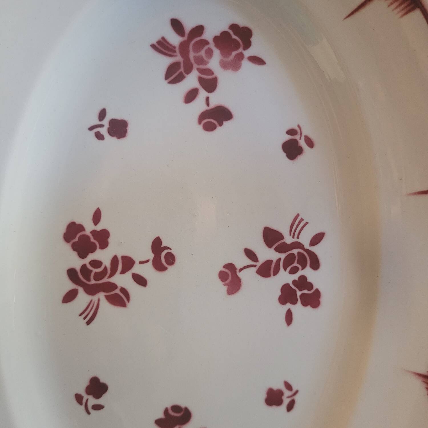 Oval dish with red floral decoration from the 40s