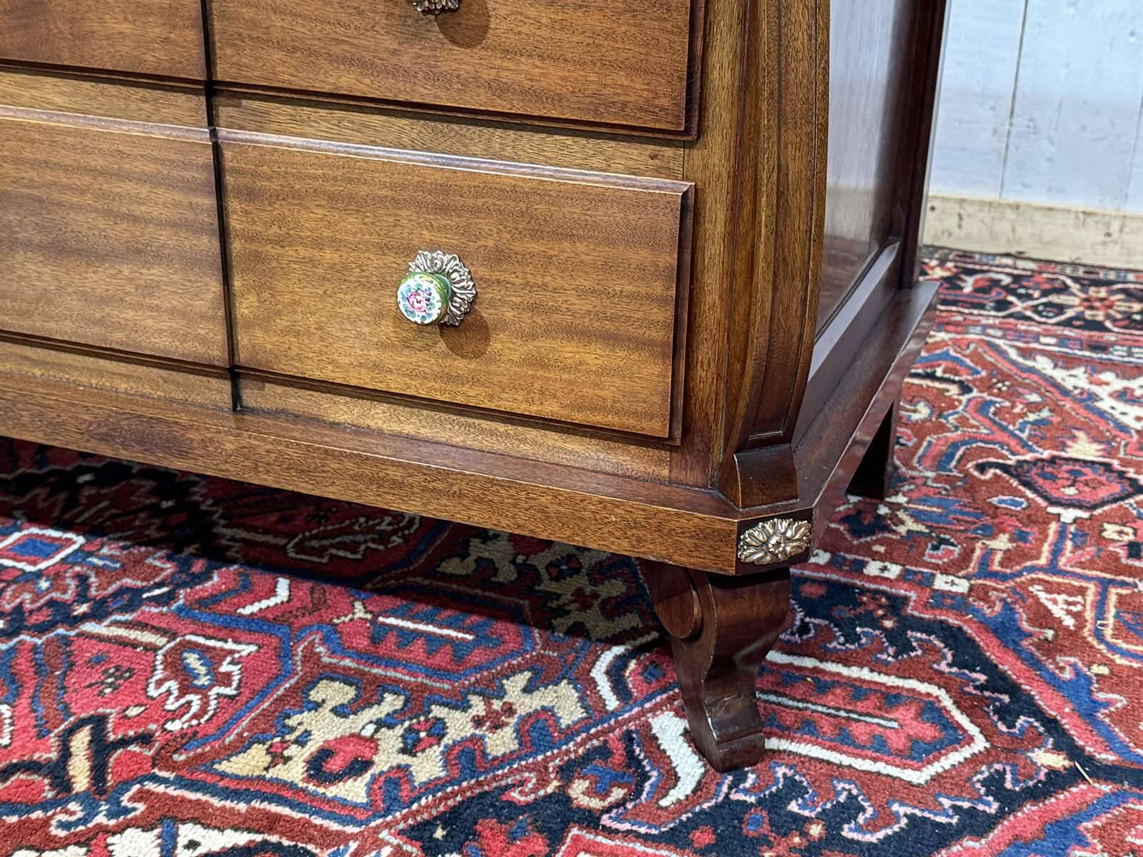 Commode en acajou des années 1950
