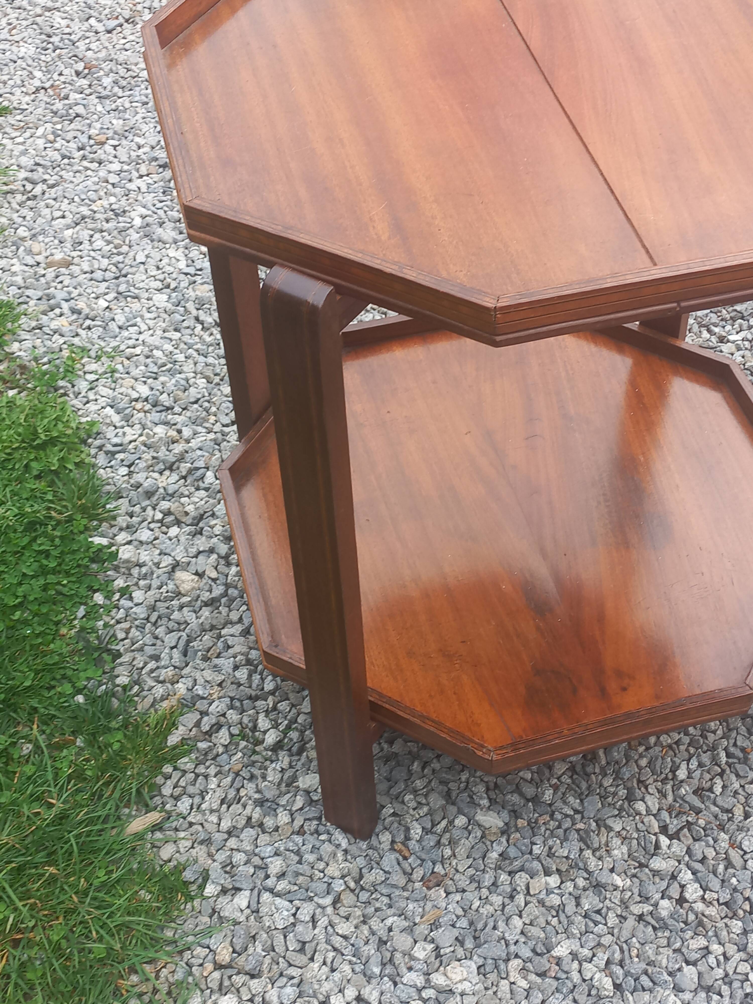 Art Deco folding side table in mahogany with double top marquetry.