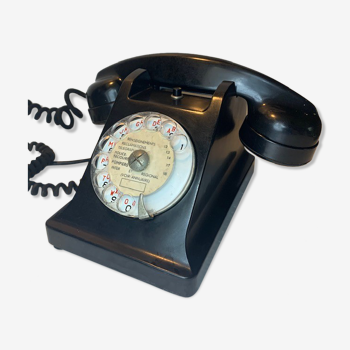 Black bakelite dial phone