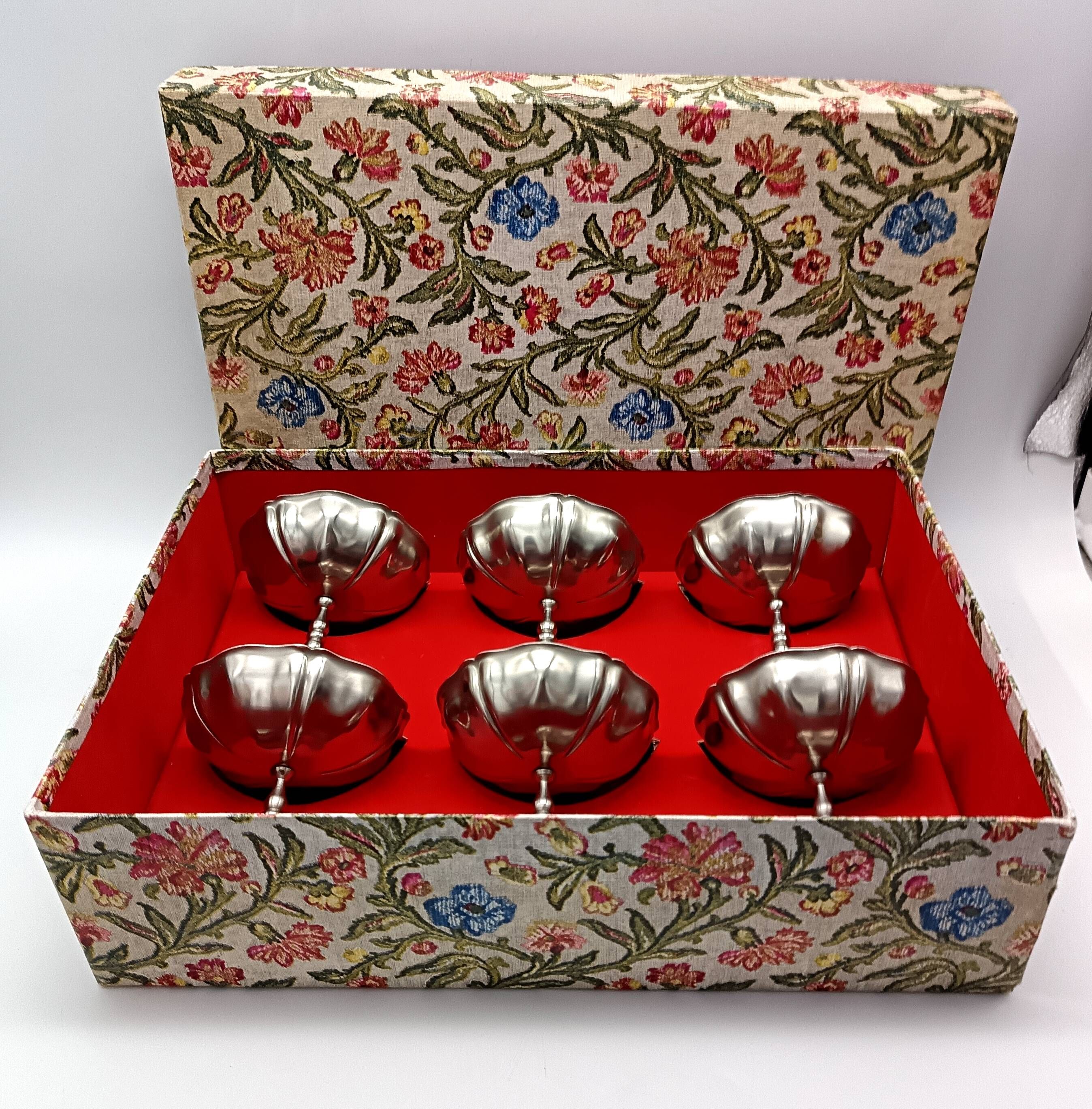 6 STAINLESS STEEL ICE CREAM CUPS, vintage, Le Grün Du vert Orfèvres