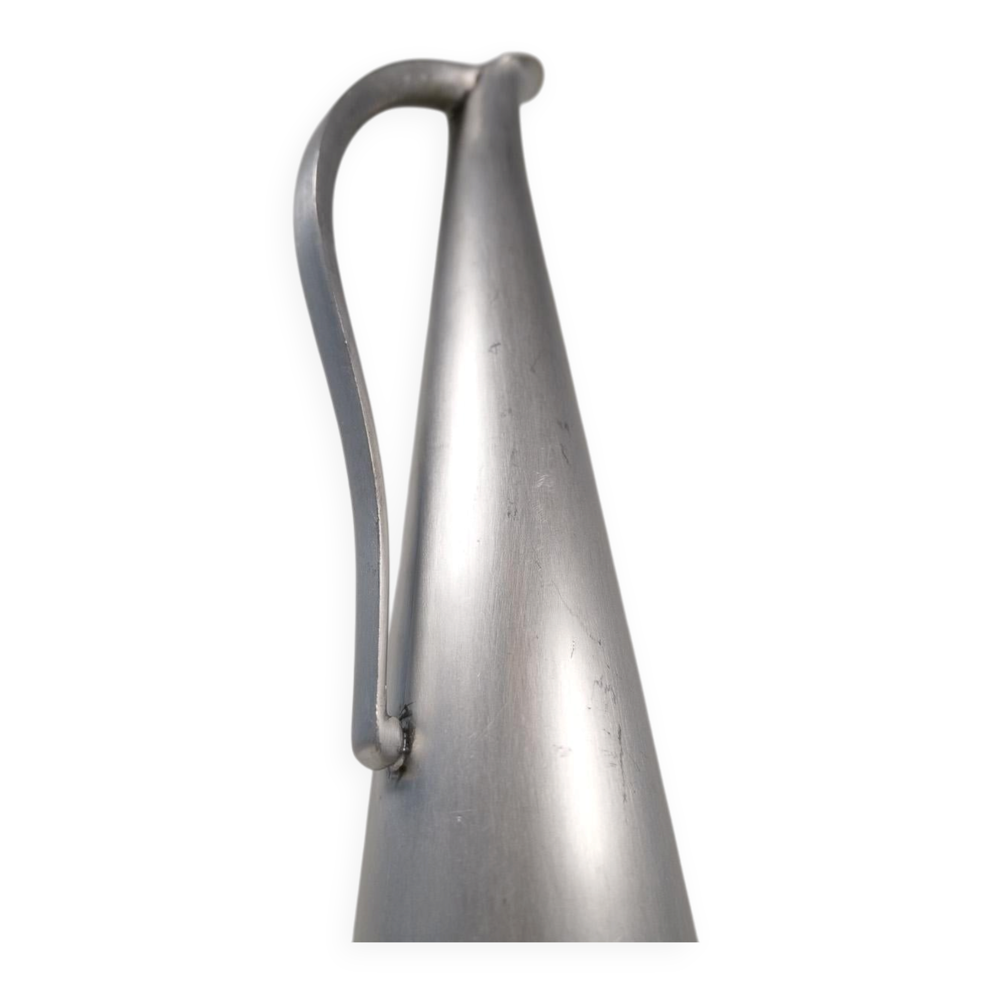 Sculptural Art Deco wine pitcher "Jomfruen" in pewter by Gunnar Havstad 1930s
