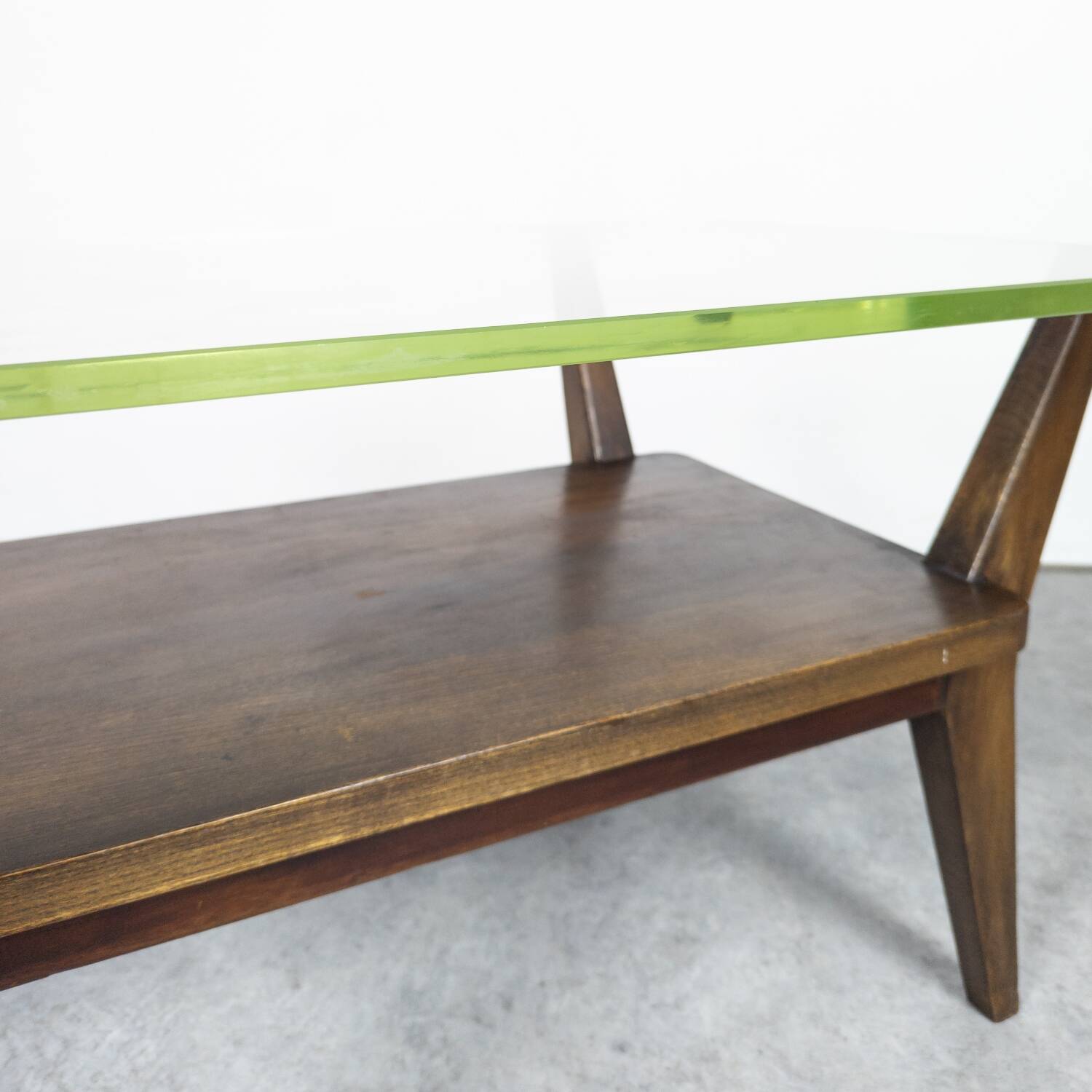 Table basse moderniste de Jan Vaněk pour Krásná Jizba