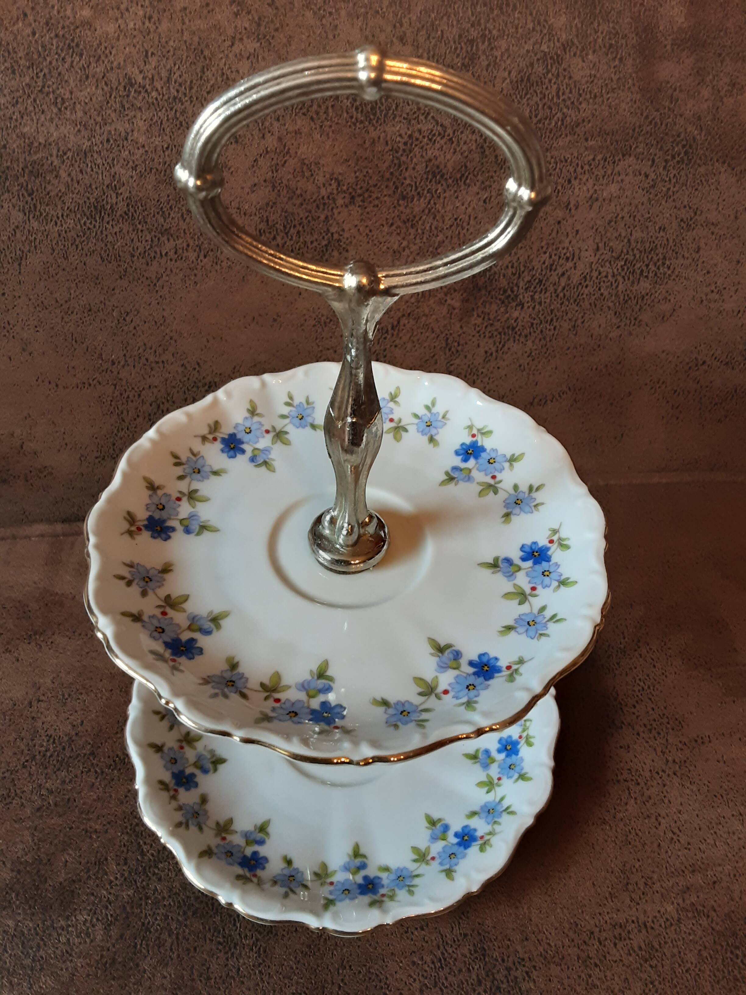 Vintage porcelain servant