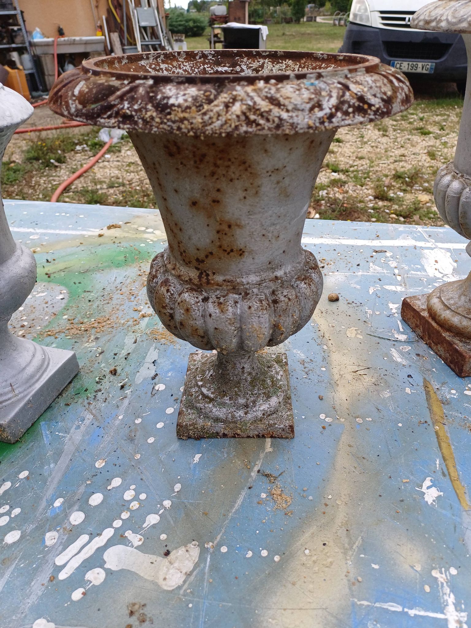 Lot of 6 Medici Cast Iron Vases from Charleville - Mézières 1900
