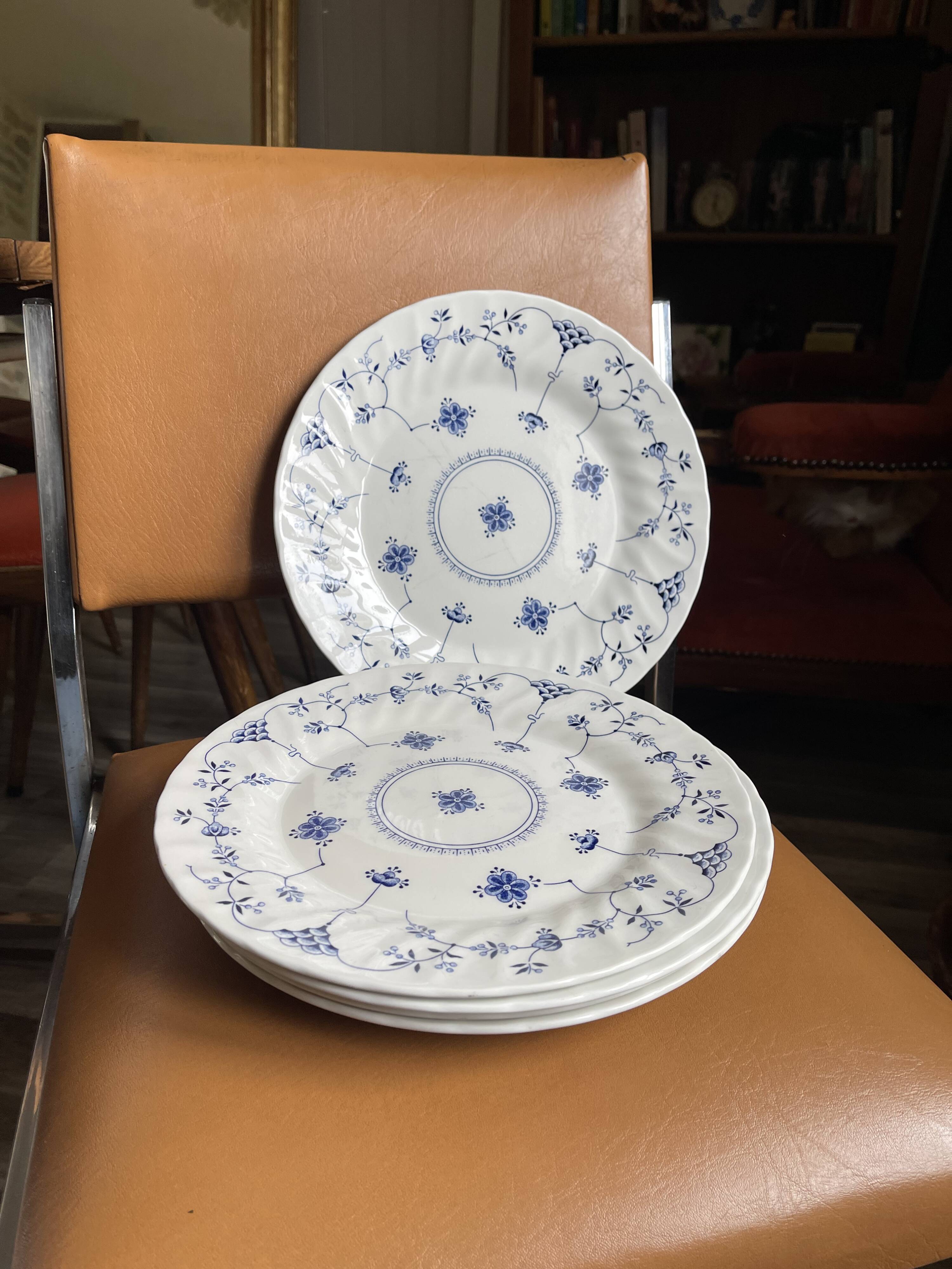 5 Large earthenware plates with blue flowers