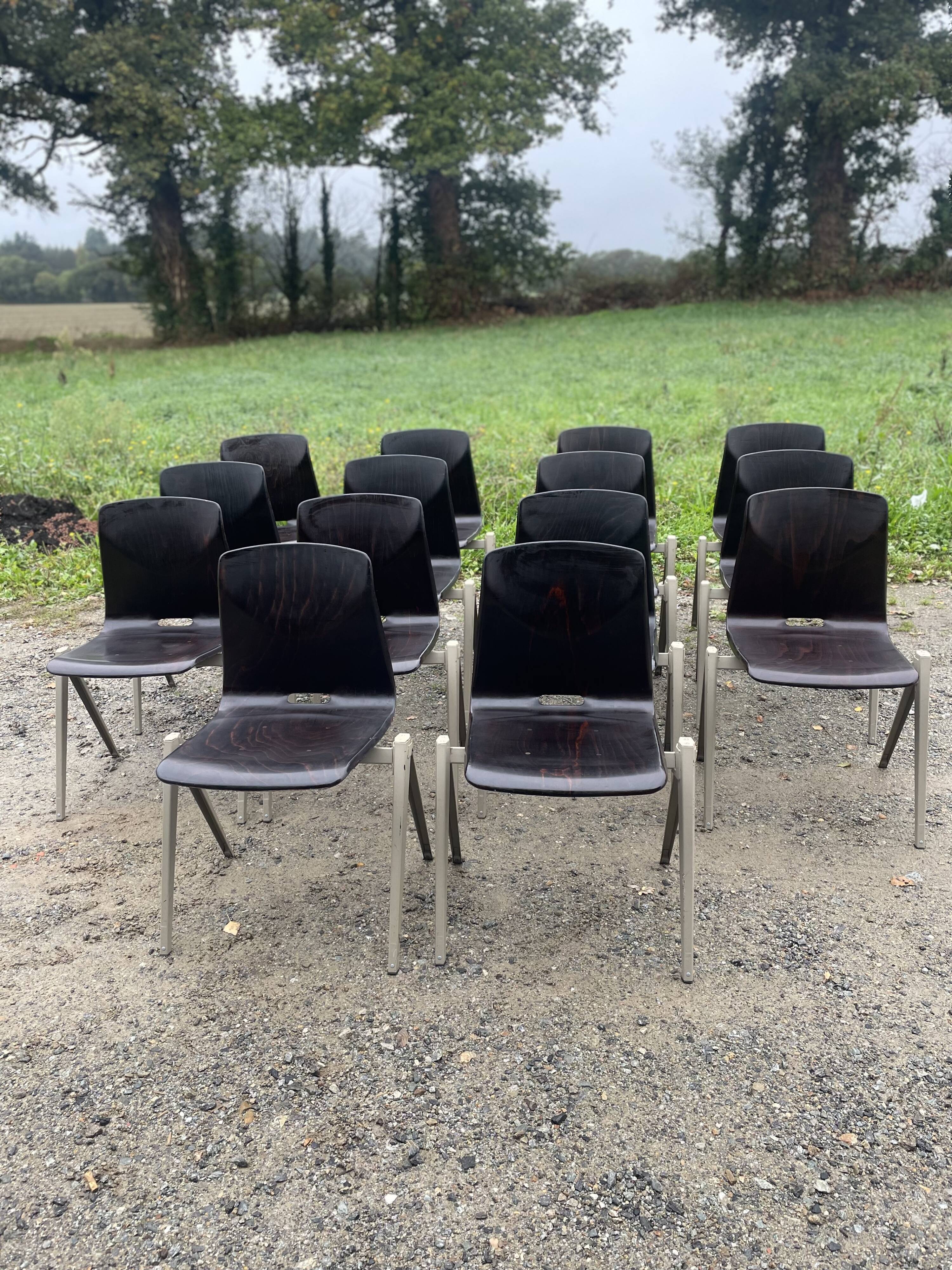 Set of 14 Galvanitas S22 chairs