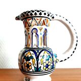 Deceptive pitcher in glazed earthenware