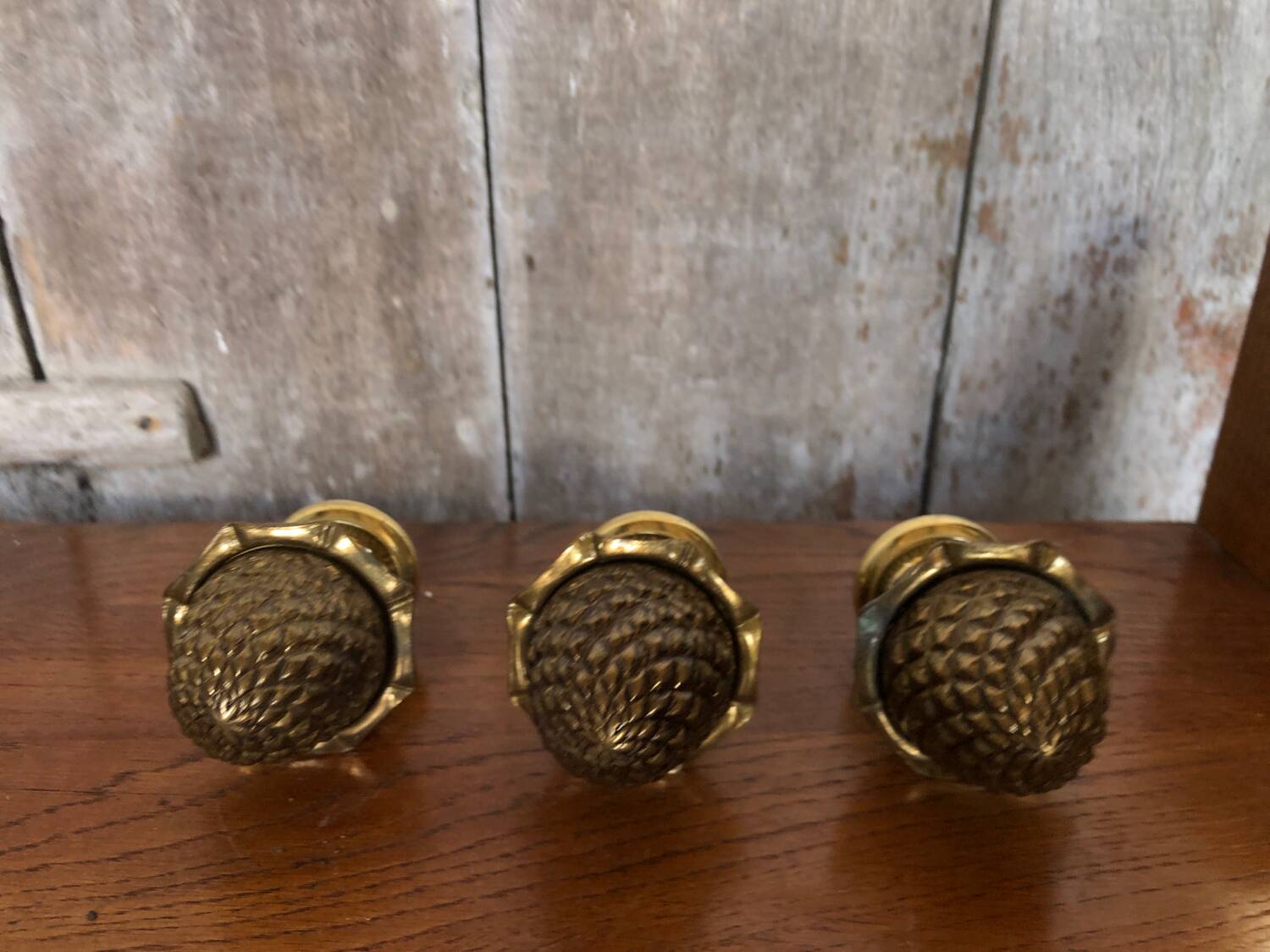 Set of 3 pine cones curtain rod golden bronze