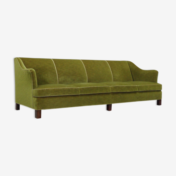 Scandinavian sofa from the 40s