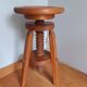 Tripod screw stool