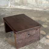 Small auxiliary stool in upcycled teak with traces of green chrome on the leg.