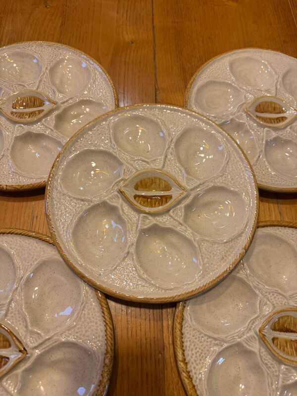 Lot de 5 assiettes à huîtres Saint-Clément France n°4589 – Faïence