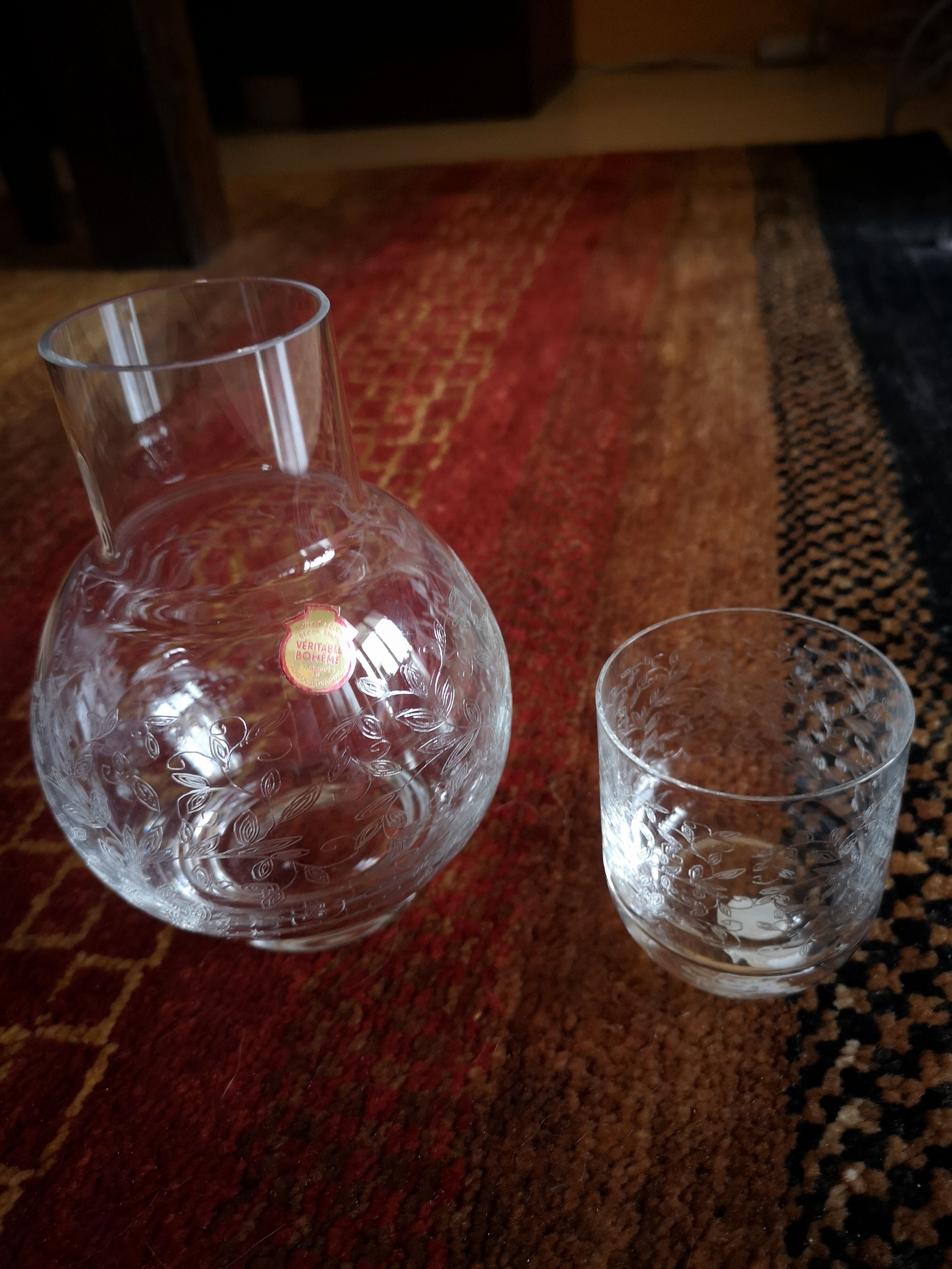 Carafon et son verre capuchon cristal de Bohème