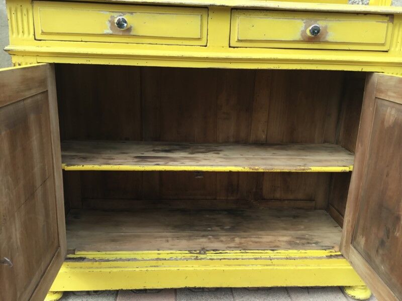 Yellow Parisian glass cabinet