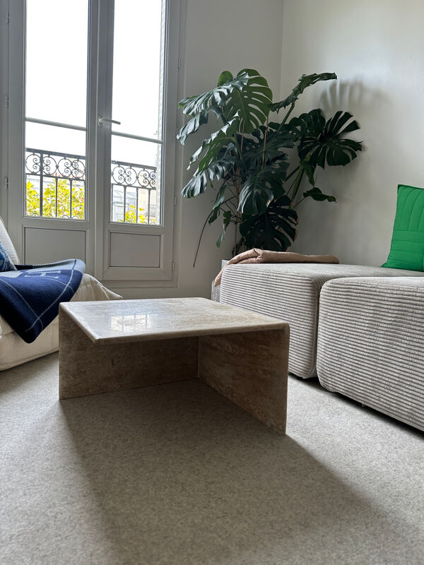 Table basse en travertin