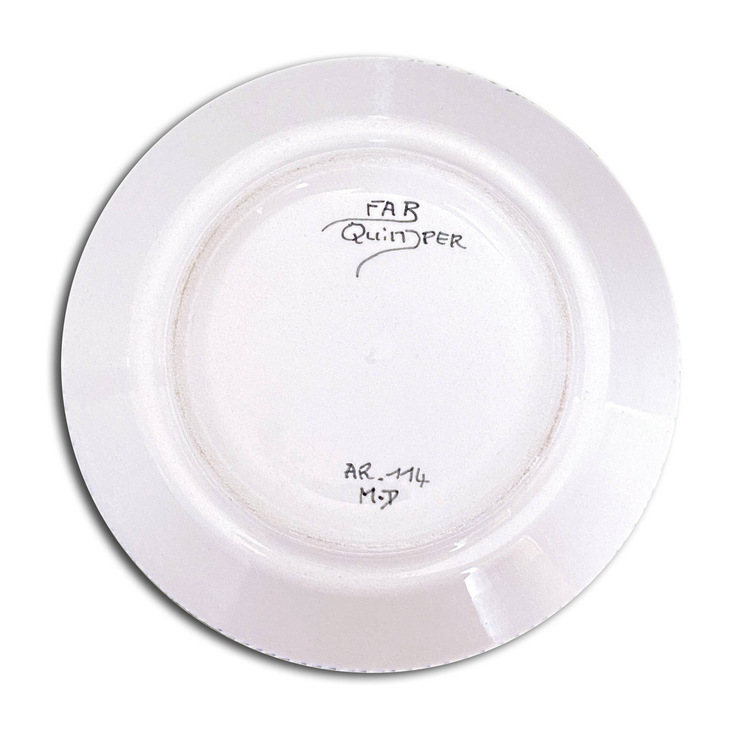 Quimper earthenware bowl, diameter 11.5 cm, in perfect condition.