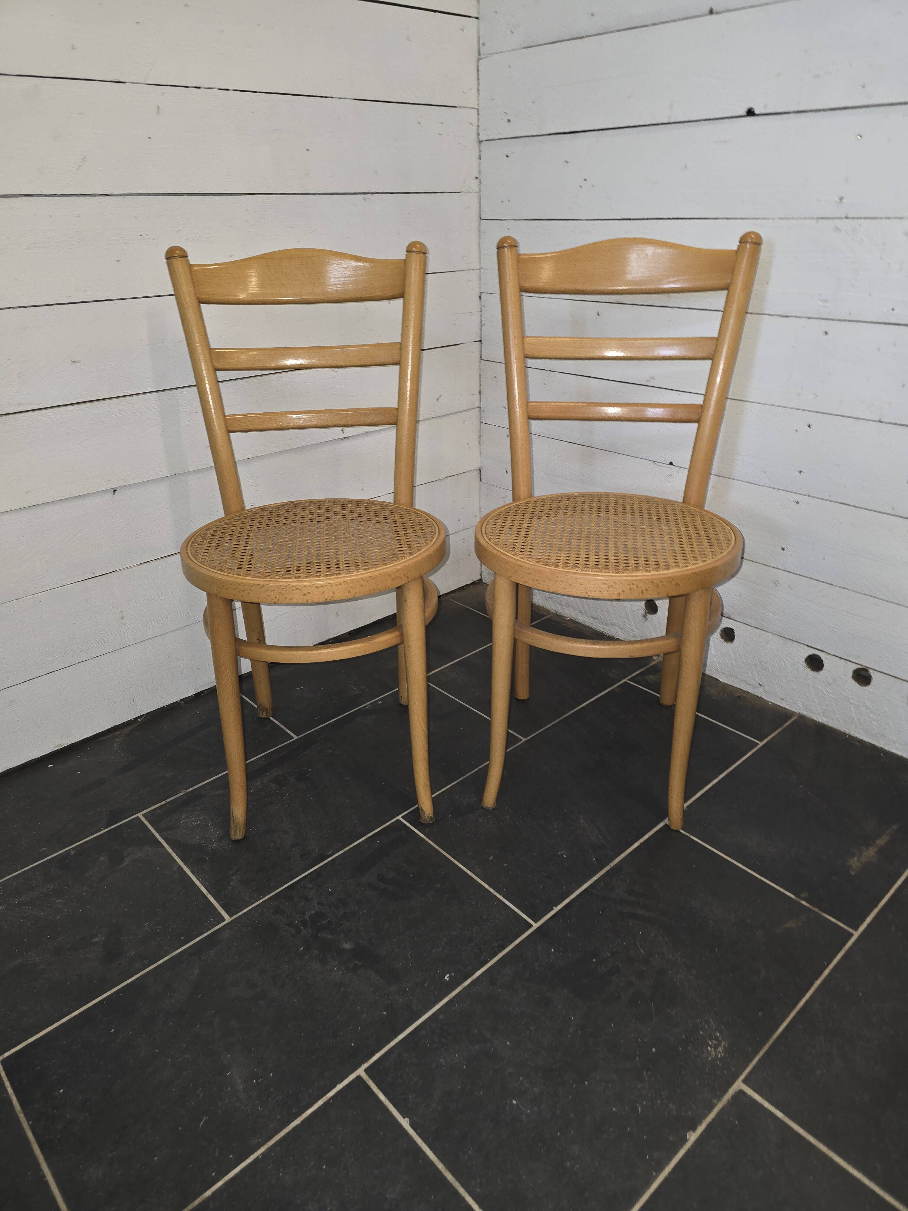 Paire de chaises de bistrot Baumann