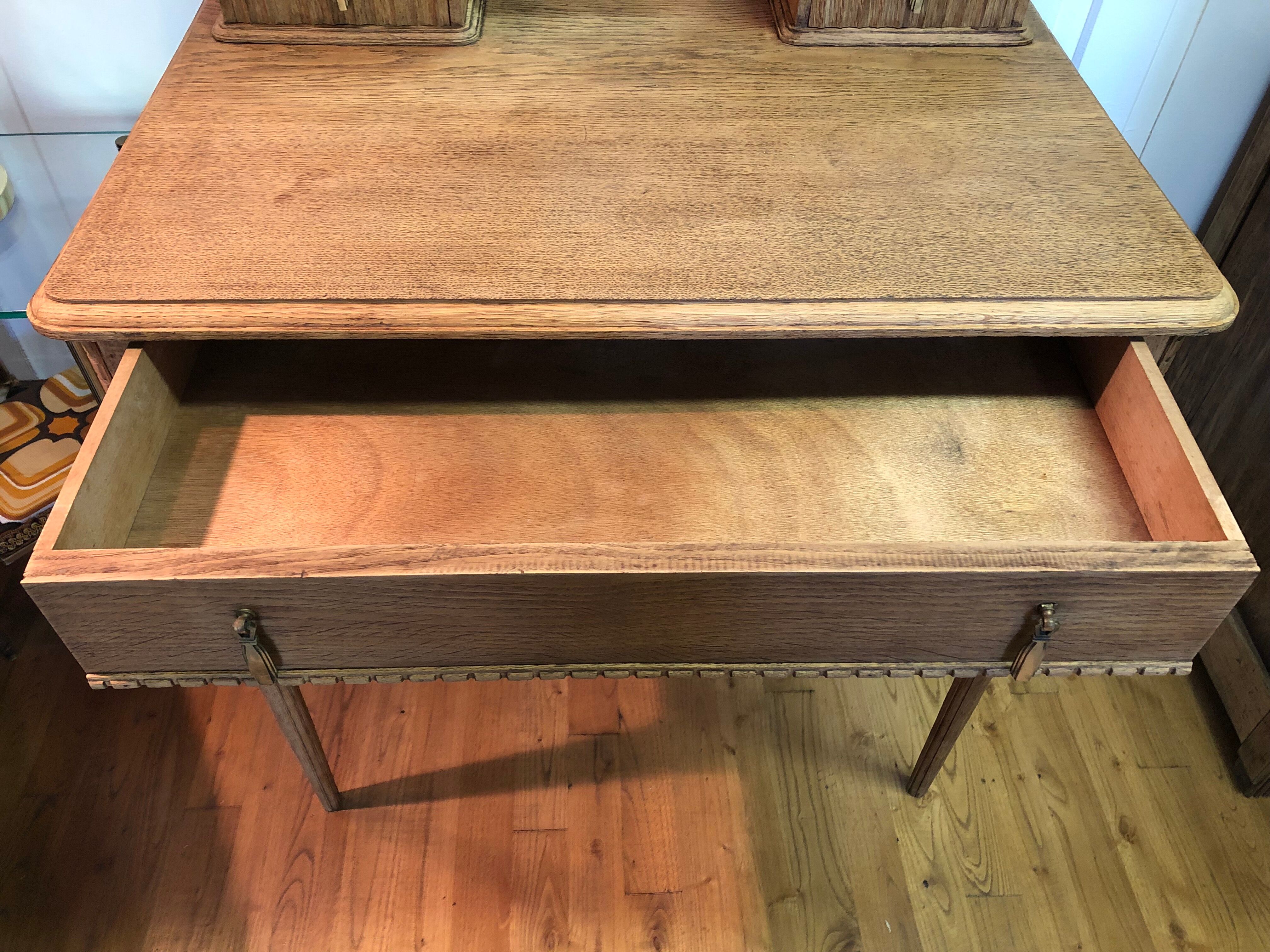 Art Deco dressing table