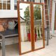 Paire de portes d'armoire ancienne avec miroirs biseautés