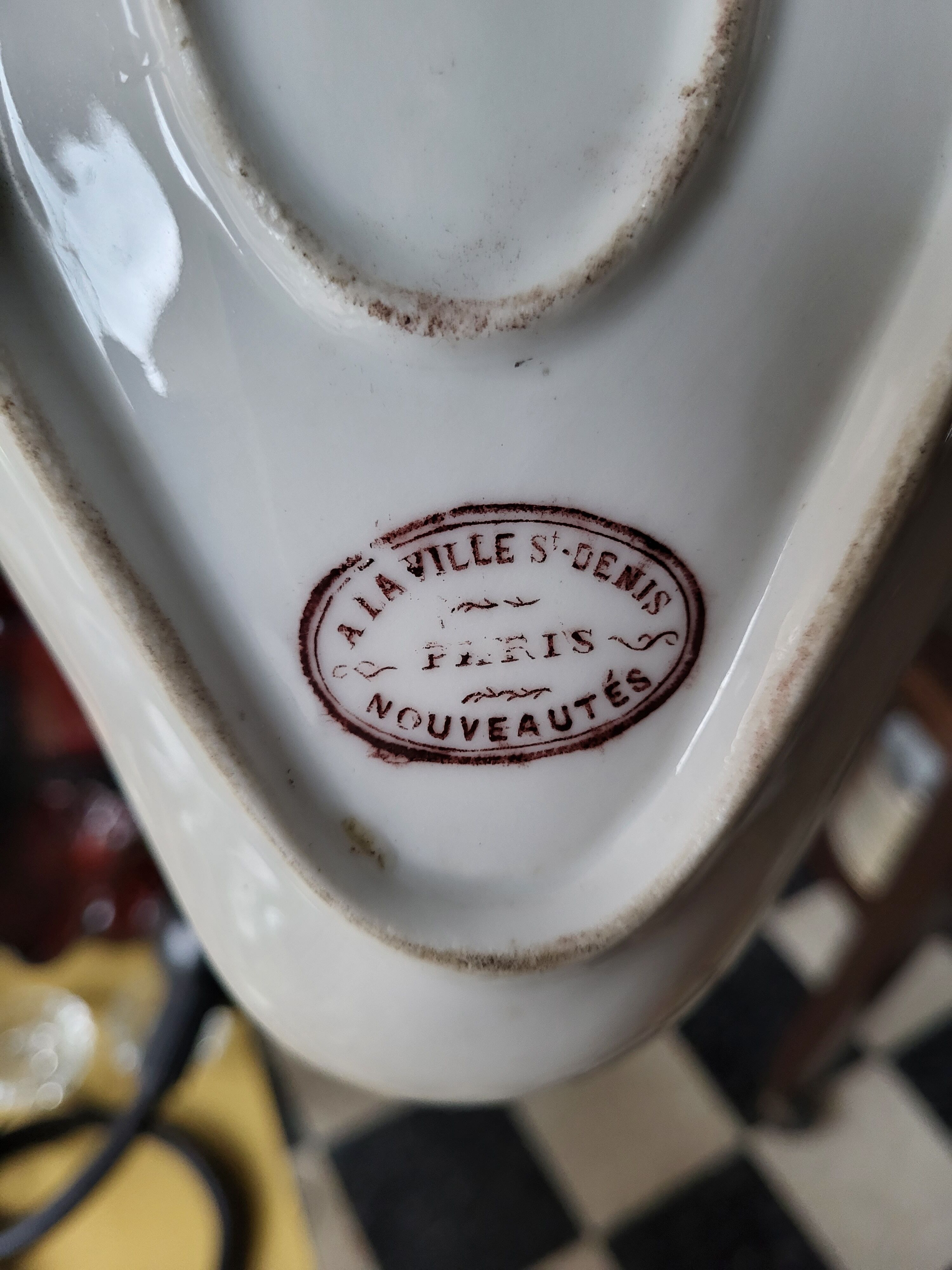 Porcelain table service Paris "à la ville St Denis" - New products