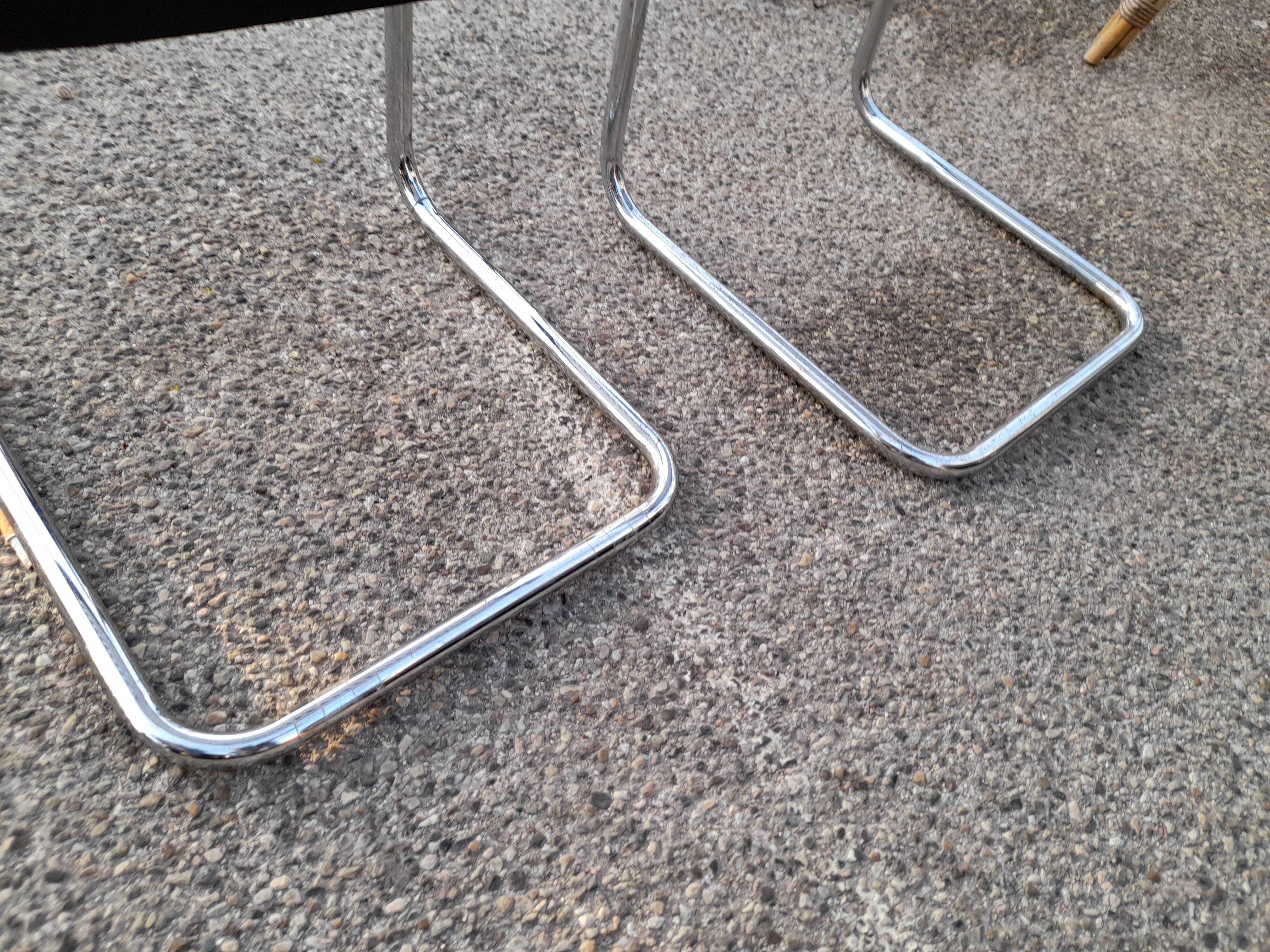 Pair of Chairs Marcel Breuer Cesca B32 italy