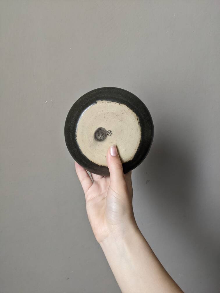 Vase en céramique artisanale japandi