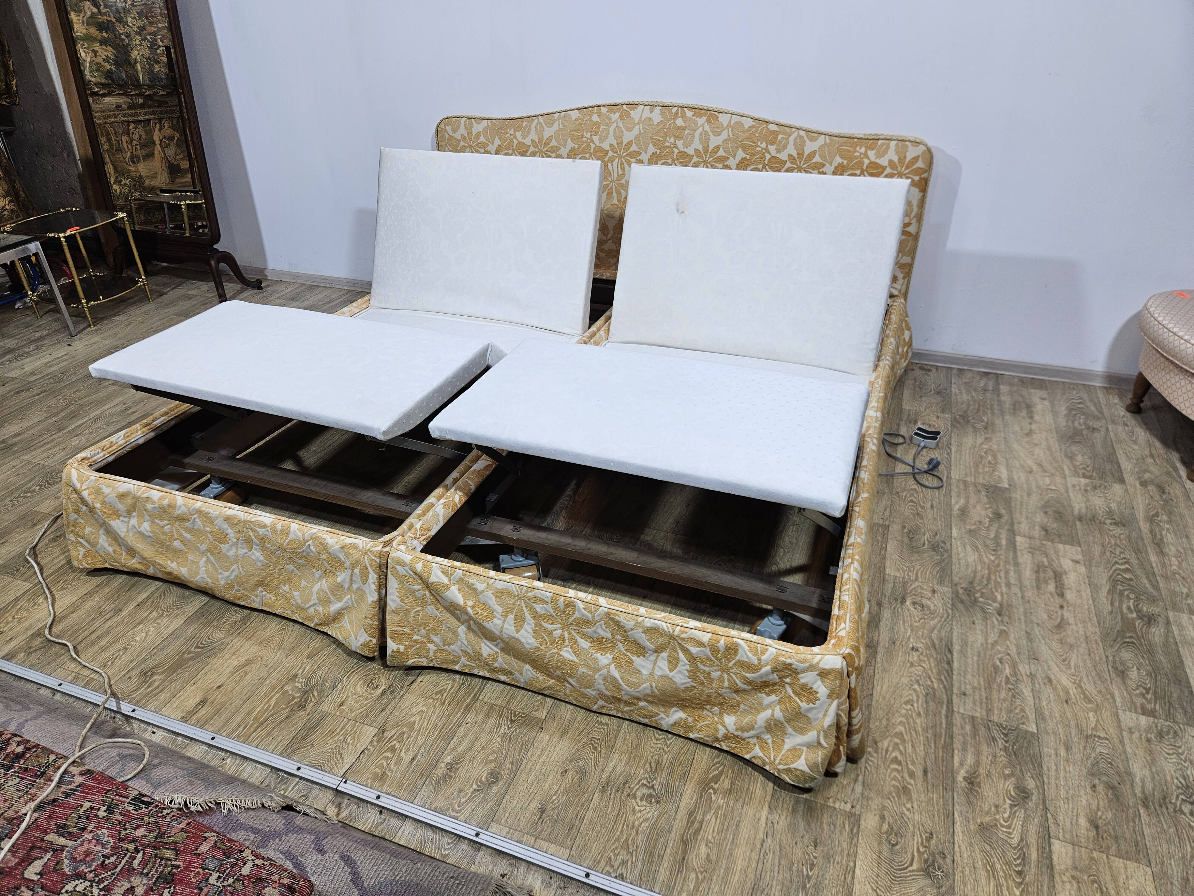 Exclusive Dual electric bed 200 cm x 200 cm - Vintage Gold 1970s.