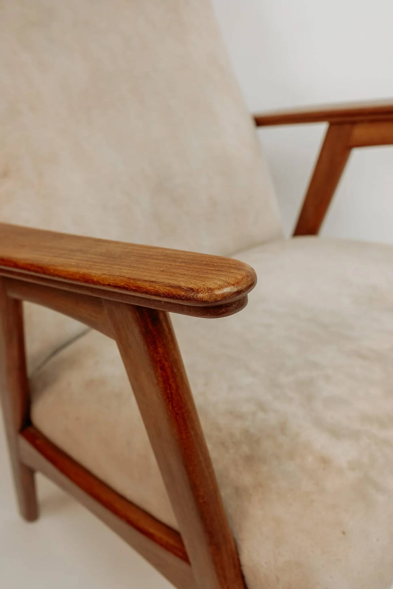 Vintage teak armchair, 1960s - Beige upholstery