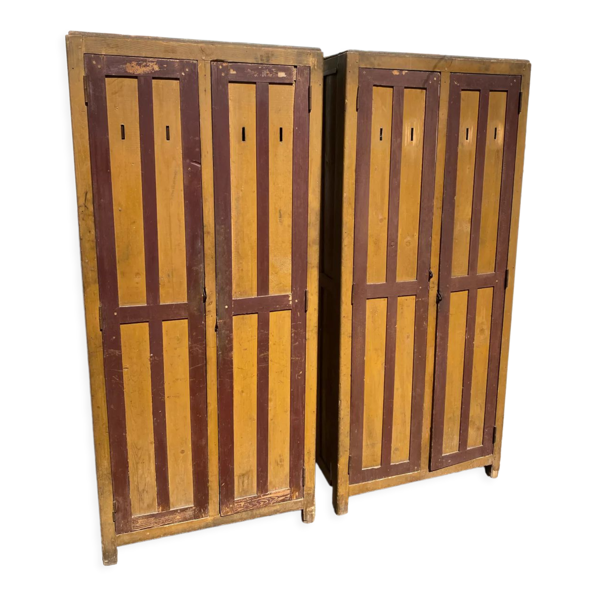 Paire de vestiaire d’usine bois