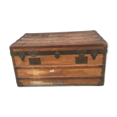 Travel trunk 1900 leather and wood