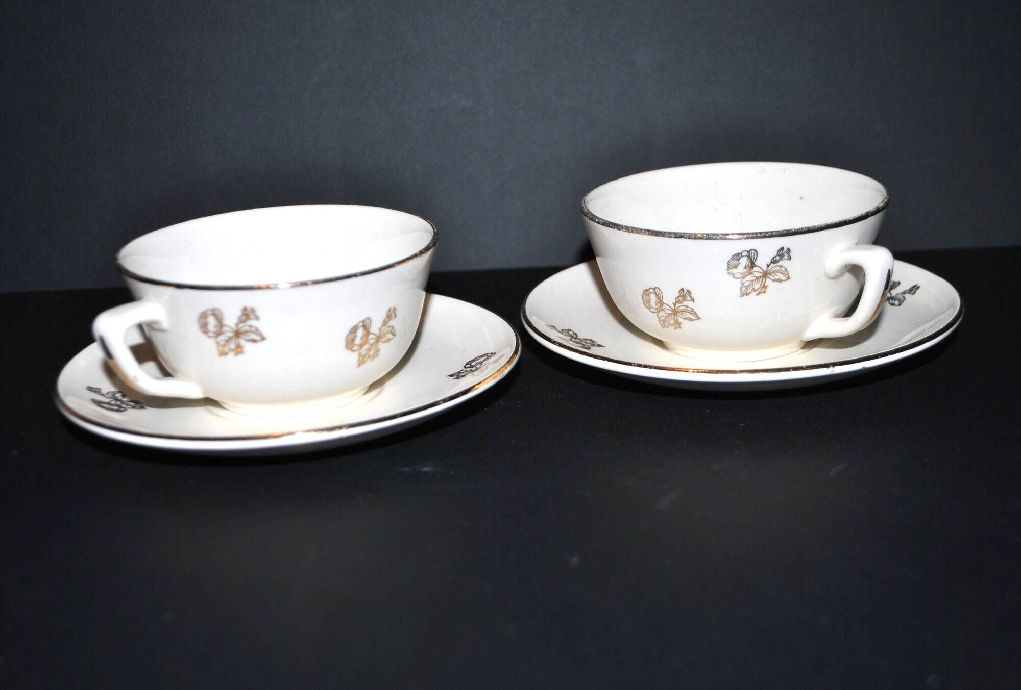 Set of 2 vintage cups with gold flowers Villeroy Boch Mettlach