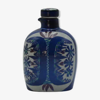 Bottle in earthenware from Marianne Johnson's Tenera series for Aluminia