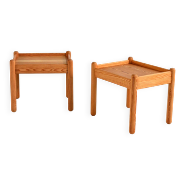 Paire de tables d'appoint en pin massif, Scandinavie années 1970