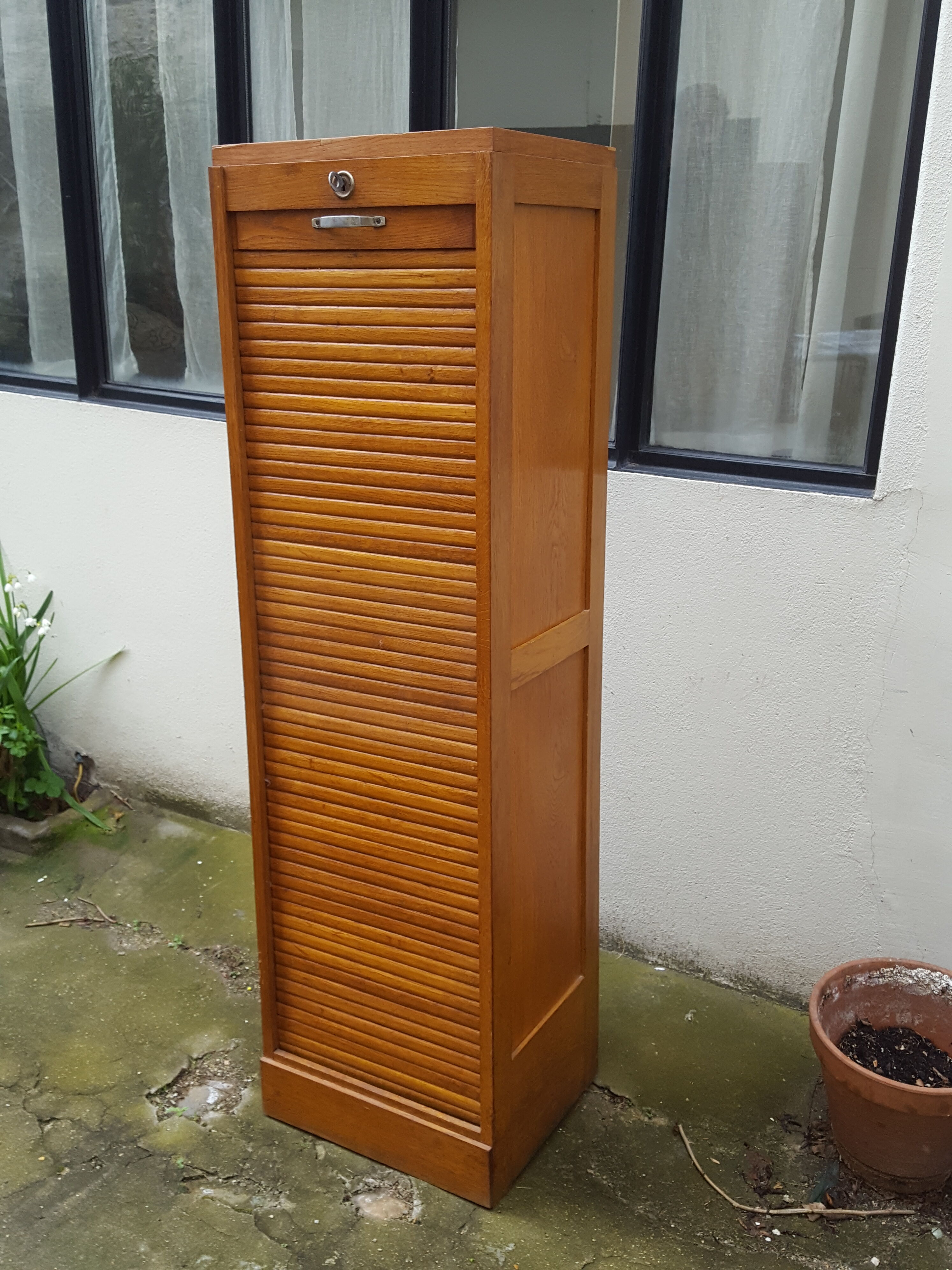 Meuble de rangement rideau années 50