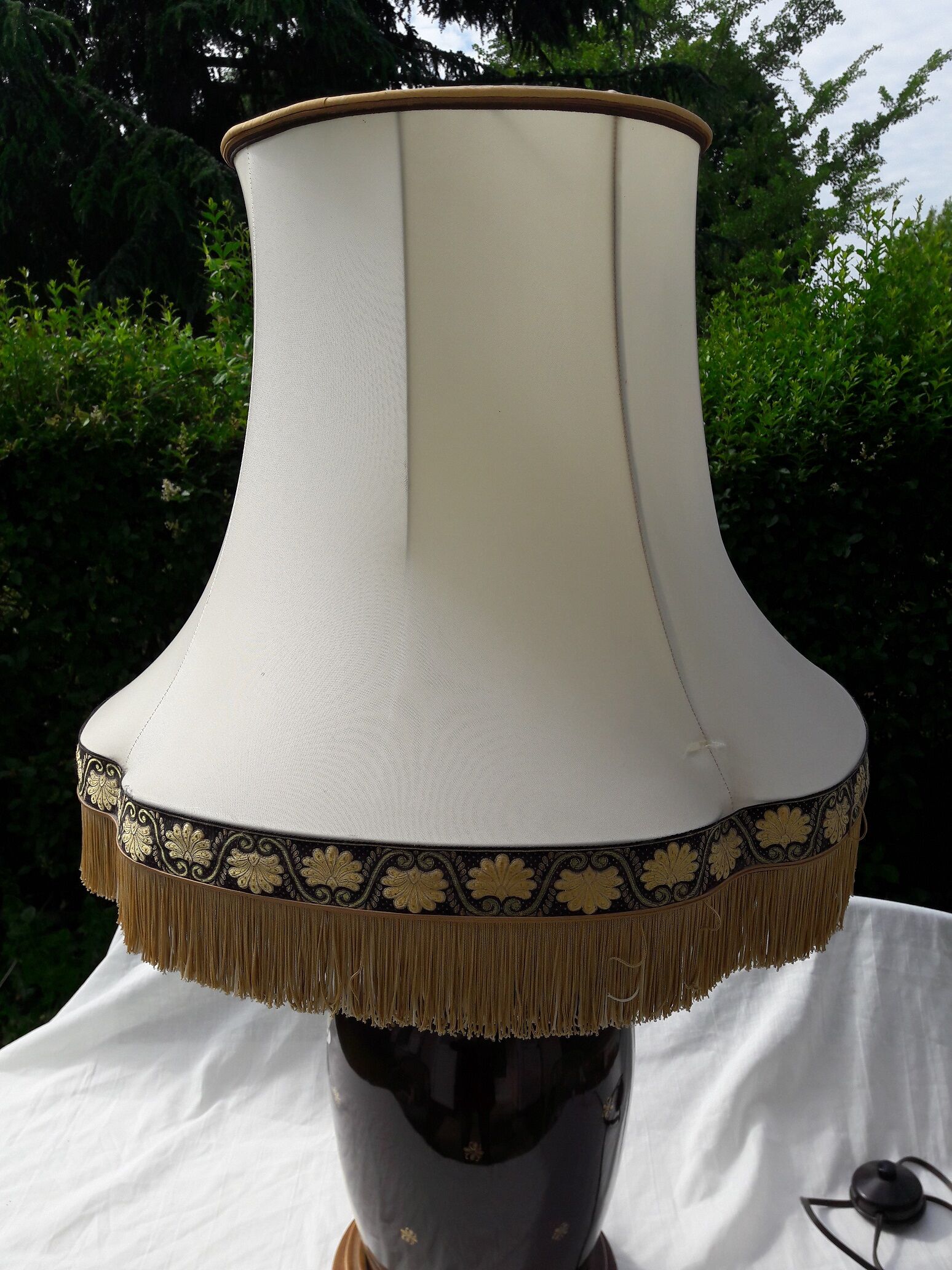 Porcelain lamp décor by Drimmer